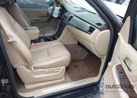 2009 Cadillac Escalade Standard из США, поврежденный, VIN 1GYFK23259R174839